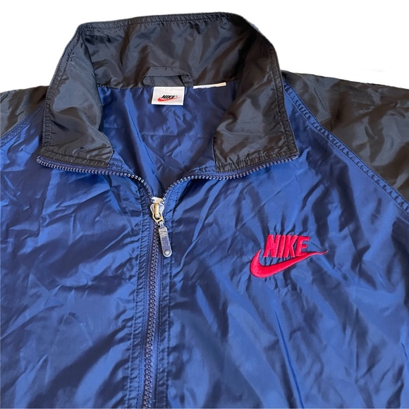 Vintage 90s Nike Windbreaker - Picture 6 of 11
